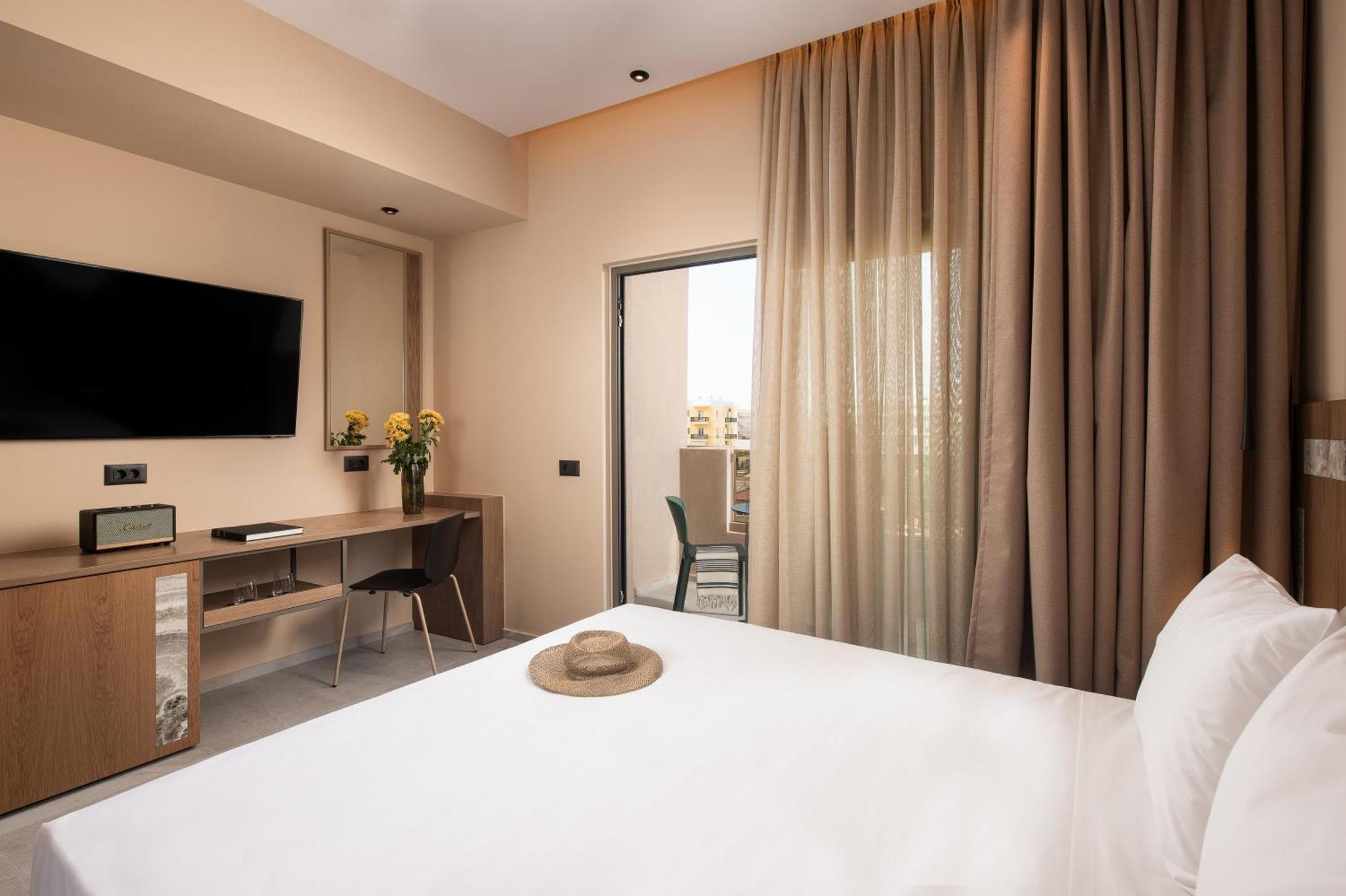 Suite mit 1 Schlafzimmer und Poolblick