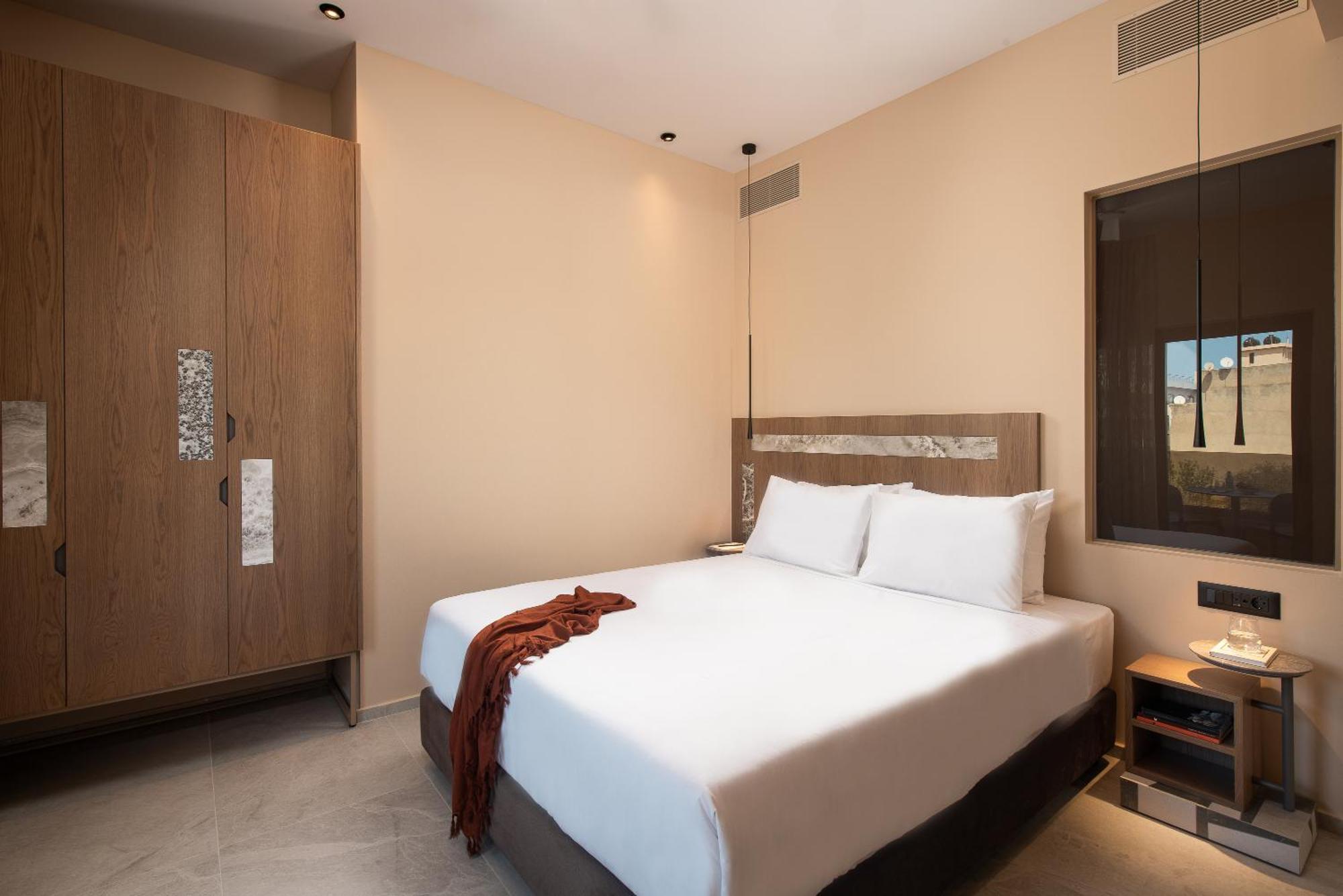 Deluxe Doppelzimmer mit Poolblick